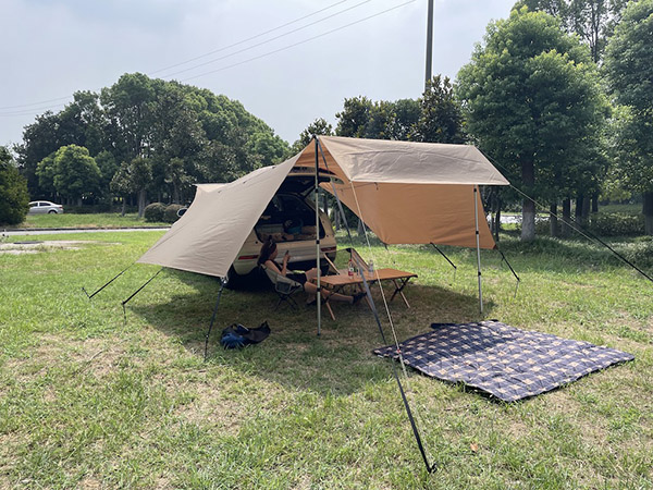 SUV shelter side view.jpg SUV shelter side view.jpg